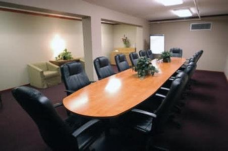 Boulder Outlook Hotel & Suites Удобства фото
